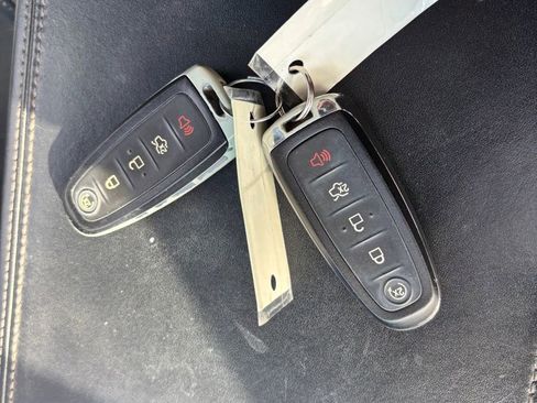 Used 2016 Ford Expedition EL Platinum image 27