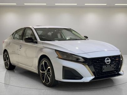 Used 2025 Nissan Altima 2.5 SR w/ SR Premium Package