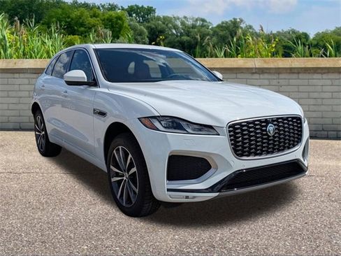 New 2026 Jaguar F-PACE R-Dynamic S image 3