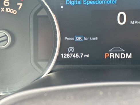 Used 2019 Ford F150 Platinum w/ Technology Package AWD/4WD image 13