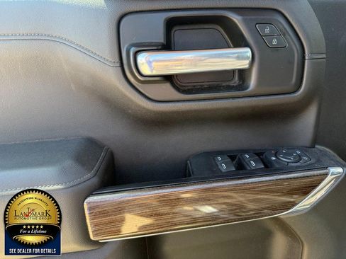 Used 2020 Chevrolet Silverado 1500 LT Trail Boss AWD/4WD image 8