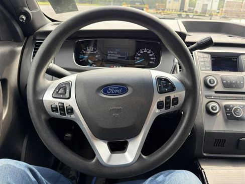 Used 2017 Ford Taurus Police Interceptor AWD image 15