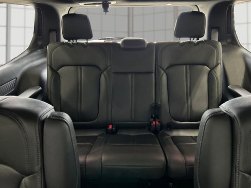 New 2026 Jeep Grand Wagoneer Limited AWD/4WD image 33