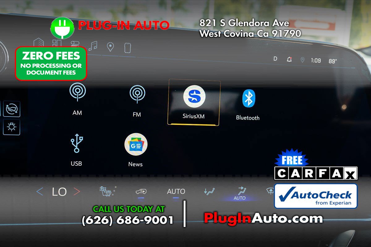 Used 2024 Chevrolet Equinox EV LT w/ LPO, Blackout Package FWD image 34