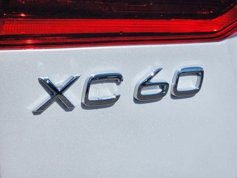 Certified 2026 Volvo XC60 B5 Plus w/ Protection Package Premier AWD/4WD image 17