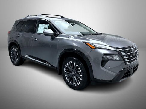 New 2026 Nissan Rogue Platinum AWD/4WD image 3