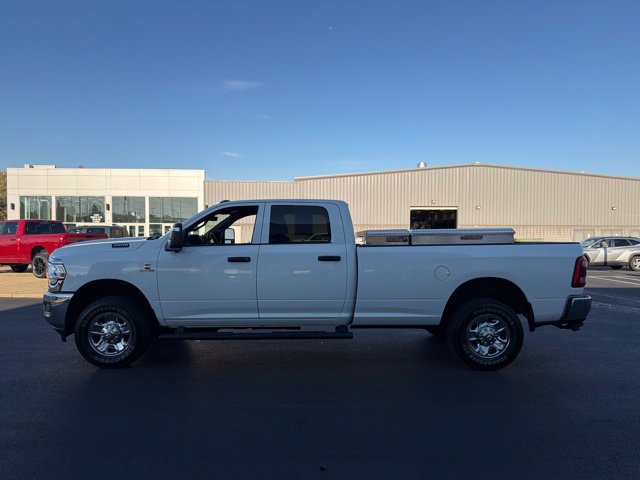 Used 2024 RAM 3500 Tradesman w/ Towing Technology Group AWD/4WD image 4
