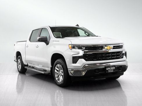 Used 2023 Chevrolet Silverado 1500 LT AWD/4WD image 7