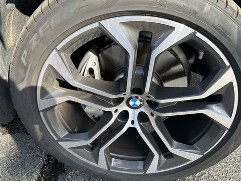 Used 2026 BMW X5 xDrive40i image 15