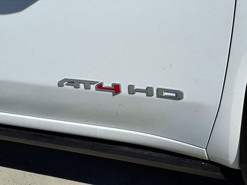 Used 2026 GMC Sierra 2500 AT4 w/ AT4 Premium Plus Package image 4