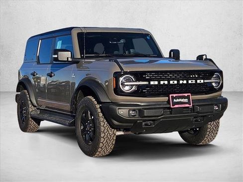 New 2025 Ford Bronco Outer Banks image 7