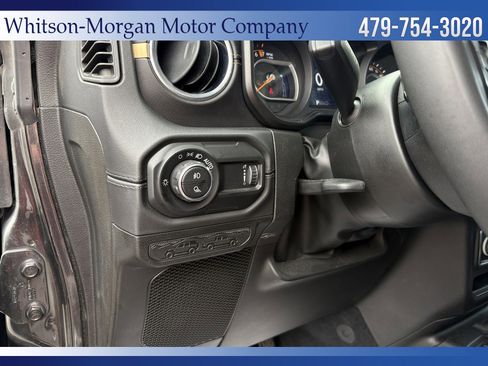 Used 2024 Jeep Gladiator Sport AWD/4WD image 13