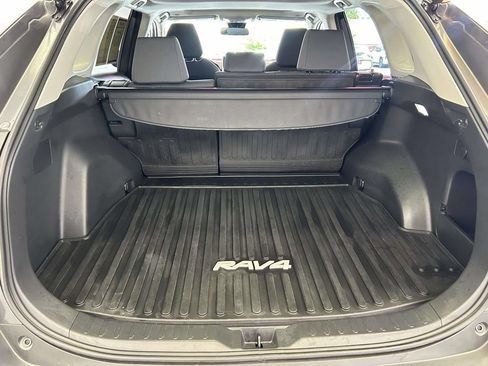 Used 2025 Toyota RAV4 XLE w/ Convenience Package FWD image 10