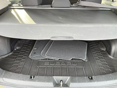 Used 2023 Subaru Crosstrek 2.0i Premium image 24