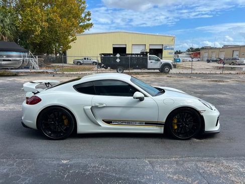 Used 2016 Porsche Cayman GT4 image 48