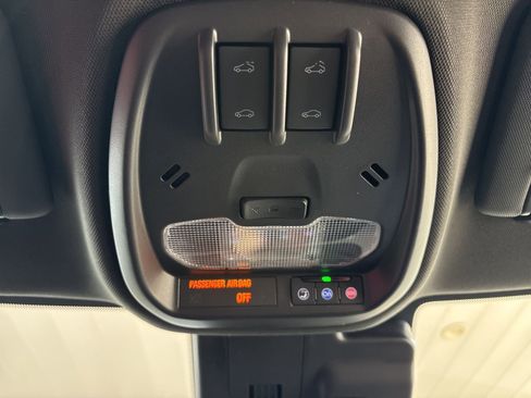 New 2026 Chevrolet Trax RS w/ Sunroof Package image 19