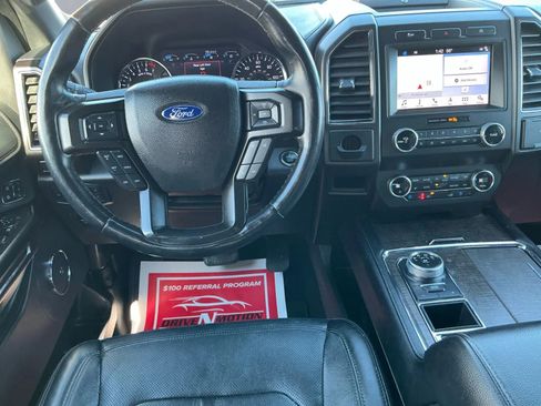 Used 2019 Ford Expedition Limited image 14