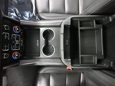Used 2023 Chevrolet Suburban RST AWD/4WD image 30