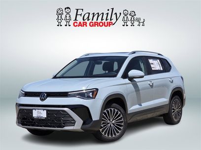 New 2025 Volkswagen Taos SE