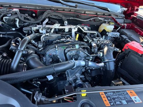 New 2025 Ford Ranger XLT w/ FX4 Off-Road Package image 3