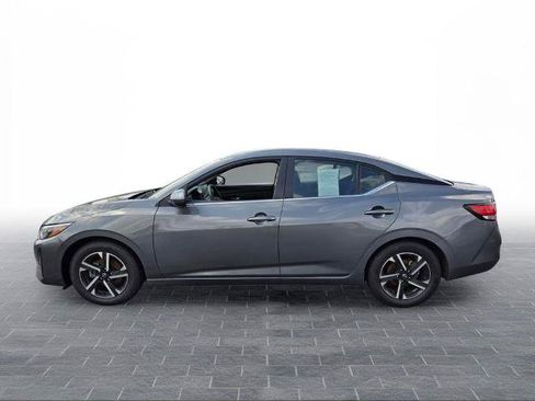 Certified 2024 Nissan Sentra SV FWD image 3