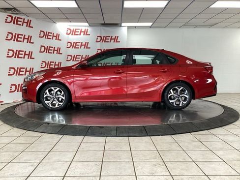 Used 2020 Kia Forte LXS FWD image 4