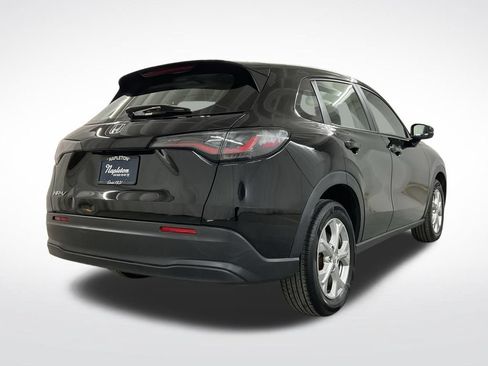 Certified 2023 Honda HR-V LX image 3