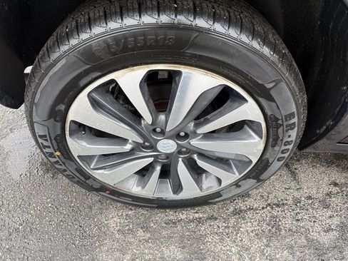 Used 2019 Buick Encore Essence w/ Safety Package II AWD/4WD image 24