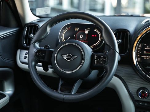 Used 2023 MINI Cooper Countryman S w/ Signature Upholstery Package image 27