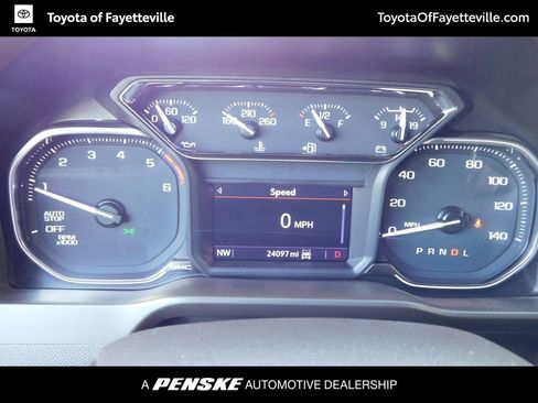 Used 2021 GMC Sierra 1500 SLT w/ SLT Premium Package AWD/4WD image 11