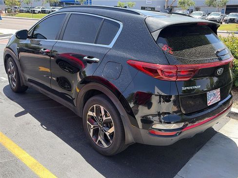 Used 2022 Kia Sportage EX w/ EX Technology Package AWD/4WD image 4