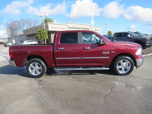 Used 2017 RAM 1500 Big Horn image 10