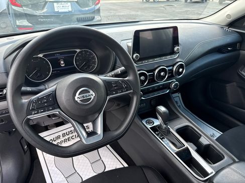 Used 2023 Nissan Sentra SV FWD image 10