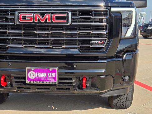 Used 2026 GMC Sierra 2500 AT4 w/ AT4 Preferred Package AWD/4WD image 6