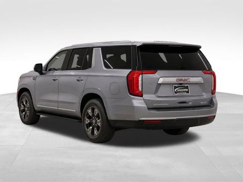 Used 2022 GMC Yukon SLT w/ SLT Luxury Package AWD/4WD image 5