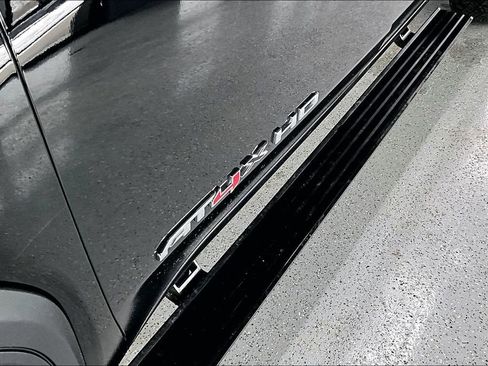 Used 2024 GMC Sierra 2500 AT4X image 38