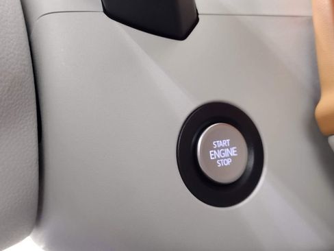 New 2025 Volkswagen ID. Buzz 1st Edition image 34