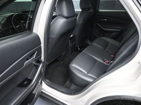 Used 2024 MAZDA CX-30 AWD 2.5 S w/ Select Sport Pkg image 17