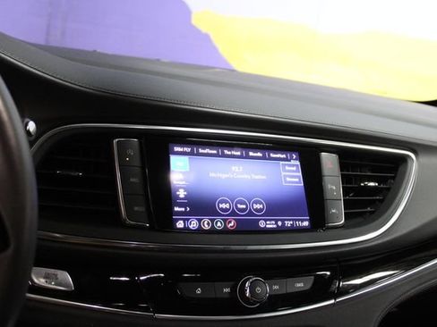 Used 2023 Buick Enclave Avenir w/ Avenir Technology Package AWD/4WD image 20