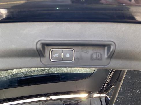 Certified 2023 Ford Explorer XLT w/ Equipment Group 202A image 15