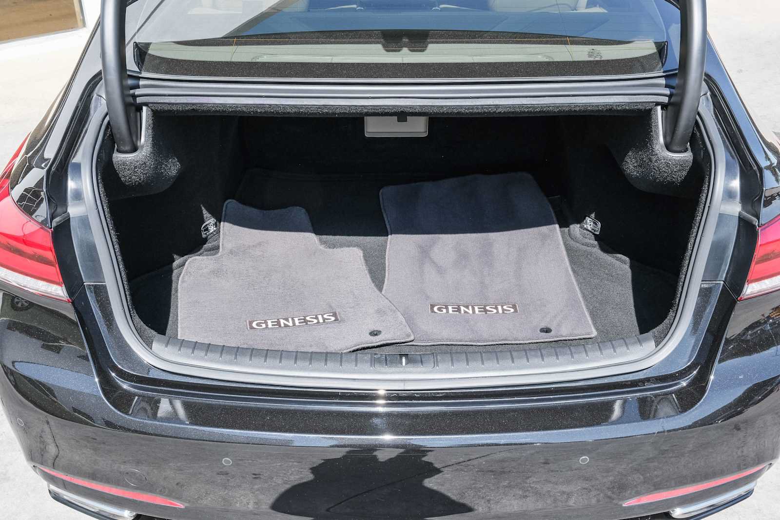 Used 2018 Genesis G80 3.8 w/ Option Group 02 RWD image 53