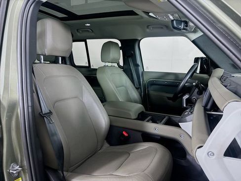 Certified 2024 Land Rover Defender 110 S image 28
