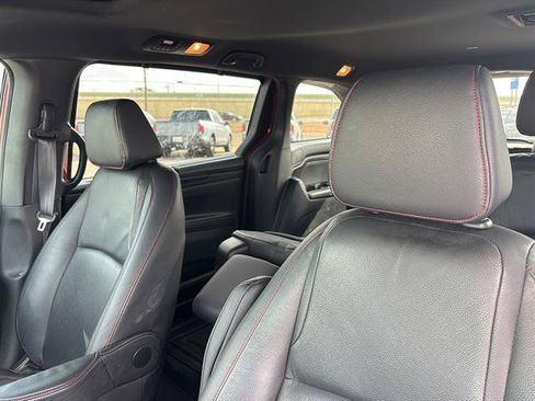Used 2024 Honda Odyssey Sport image 8