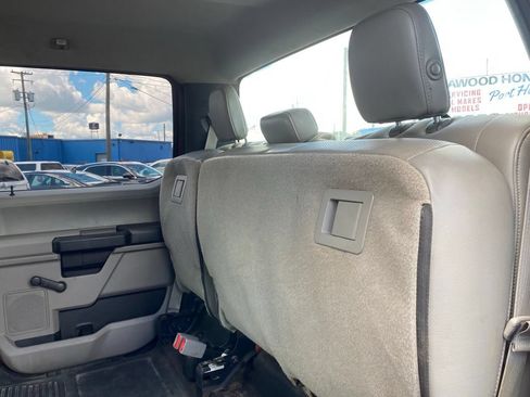 Used 2017 Ford F350 XL w/ Camper Package RWD image 11
