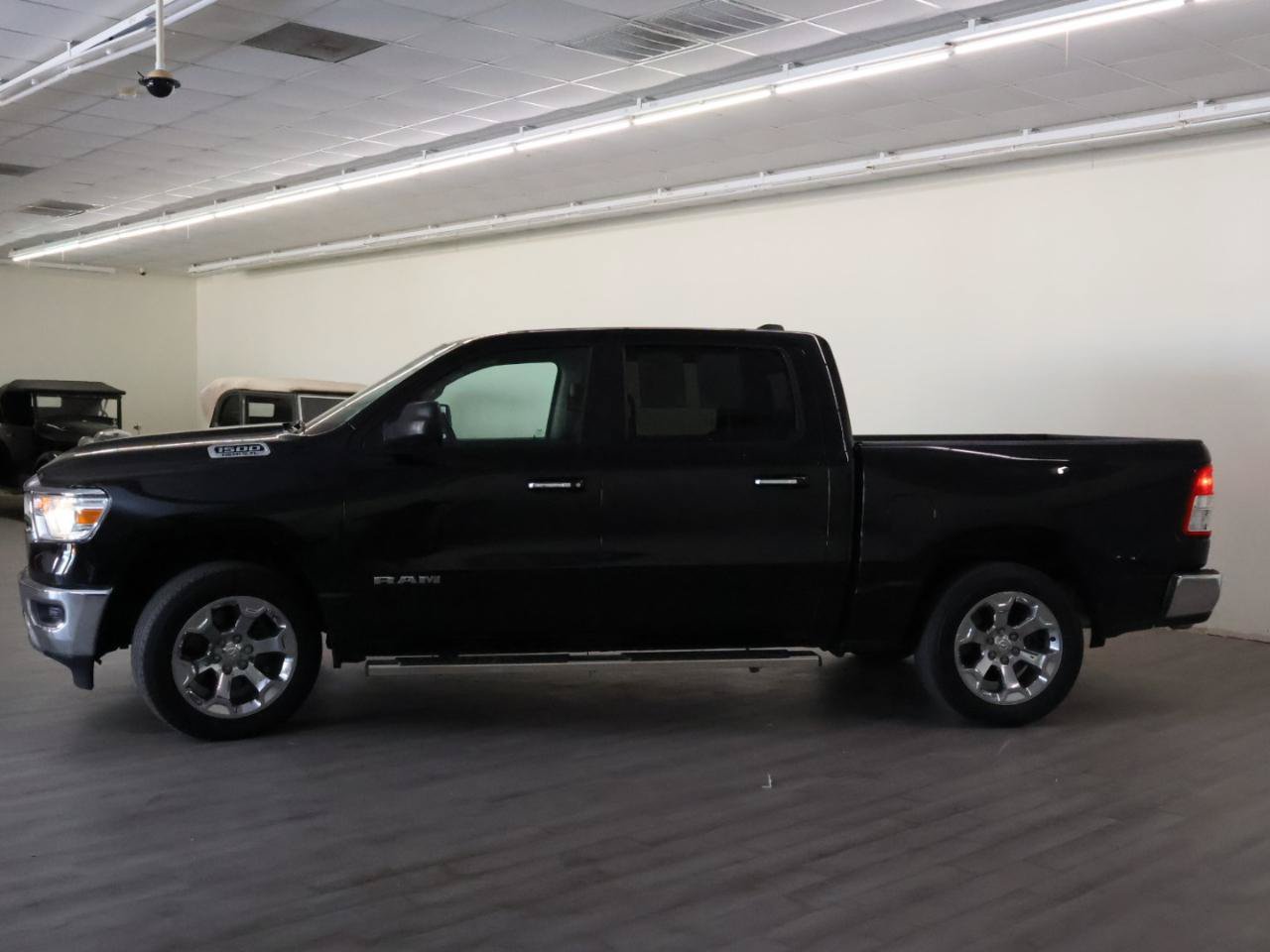 Used 2020 RAM 1500 Big Horn AWD/4WD image 6