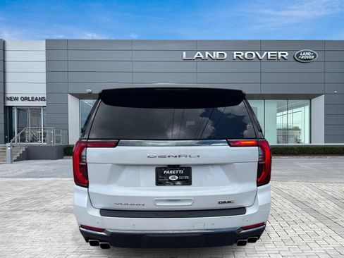 Used 2025 GMC Yukon Denali Ultimate AWD/4WD image 7