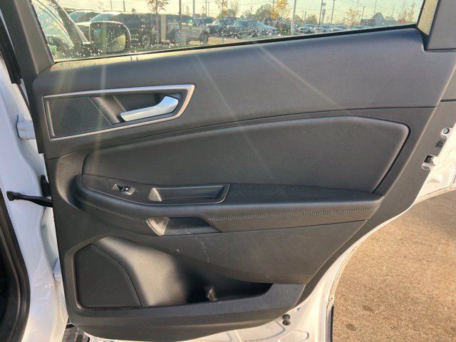 Used 2024 Ford Edge SEL w/ Convenience Package AWD/4WD image 12