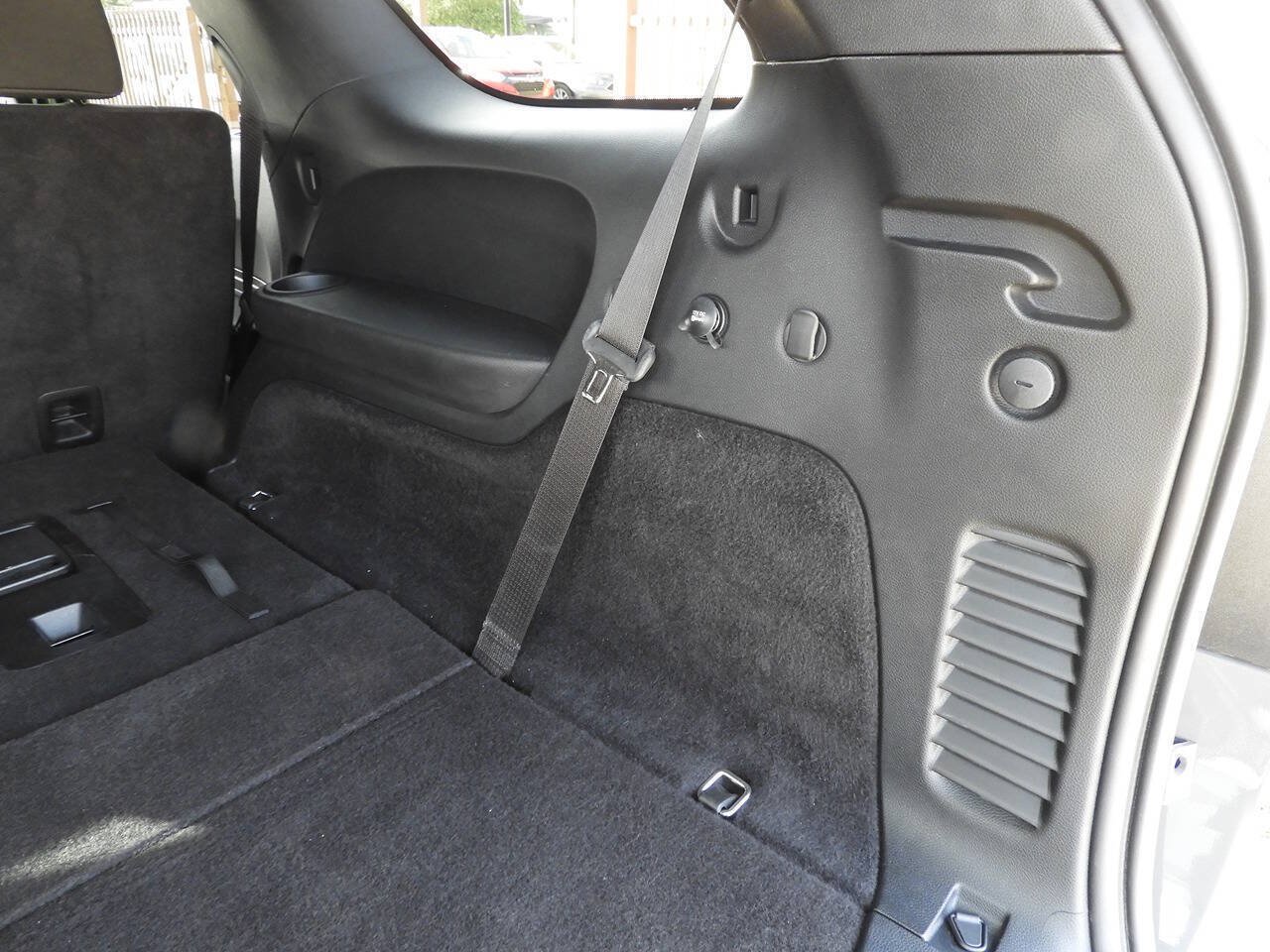 Used 2025 Dodge Durango R/T w/ Blacktop Package AWD/4WD image 28