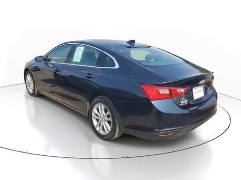 Used 2016 Chevrolet Malibu LT w/ Driver Confidence Package FWD image 3