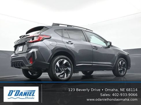 Used 2024 Subaru Crosstrek 2.5i Limited w/ Crosstrek Mirror Package AWD/4WD image 12